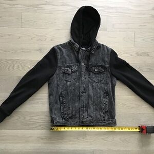 Men’s M black denim jacket with cotton sleeves